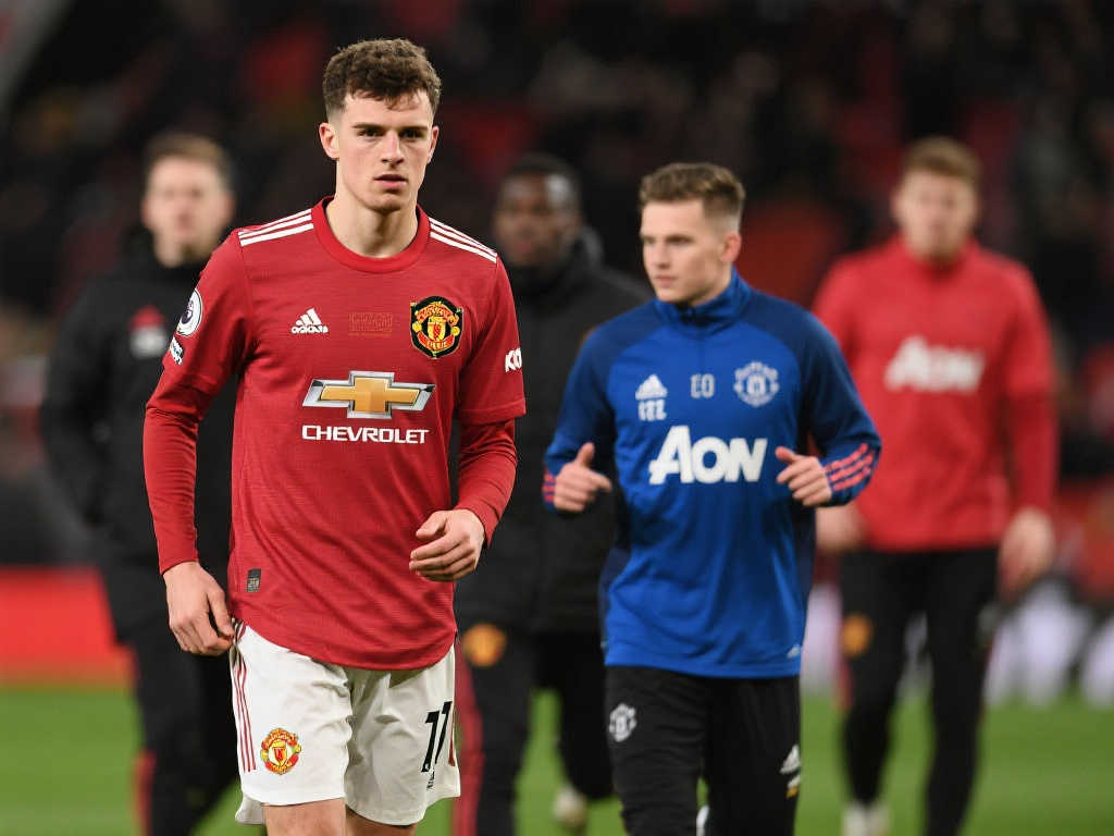 曼联决定不租借马奎尔，仅考虑永久转会